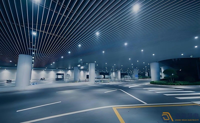 在地下車庫，看燈光如何綠色“智”變？